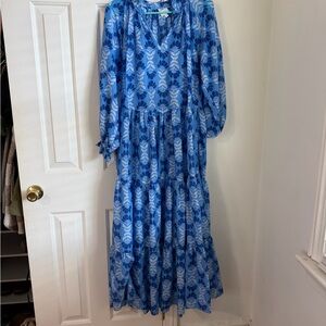 Blue Floral Tiered Maxi Dress with Long Sleeves
